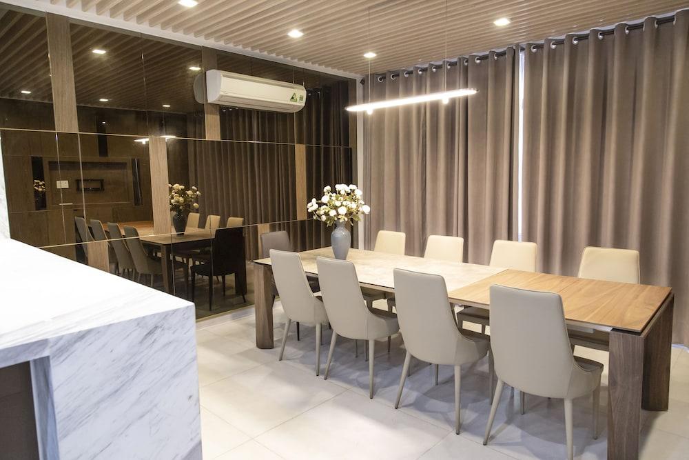 Luxury Apartment