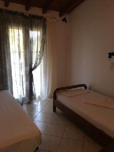 Alekos Rooms and Apartments