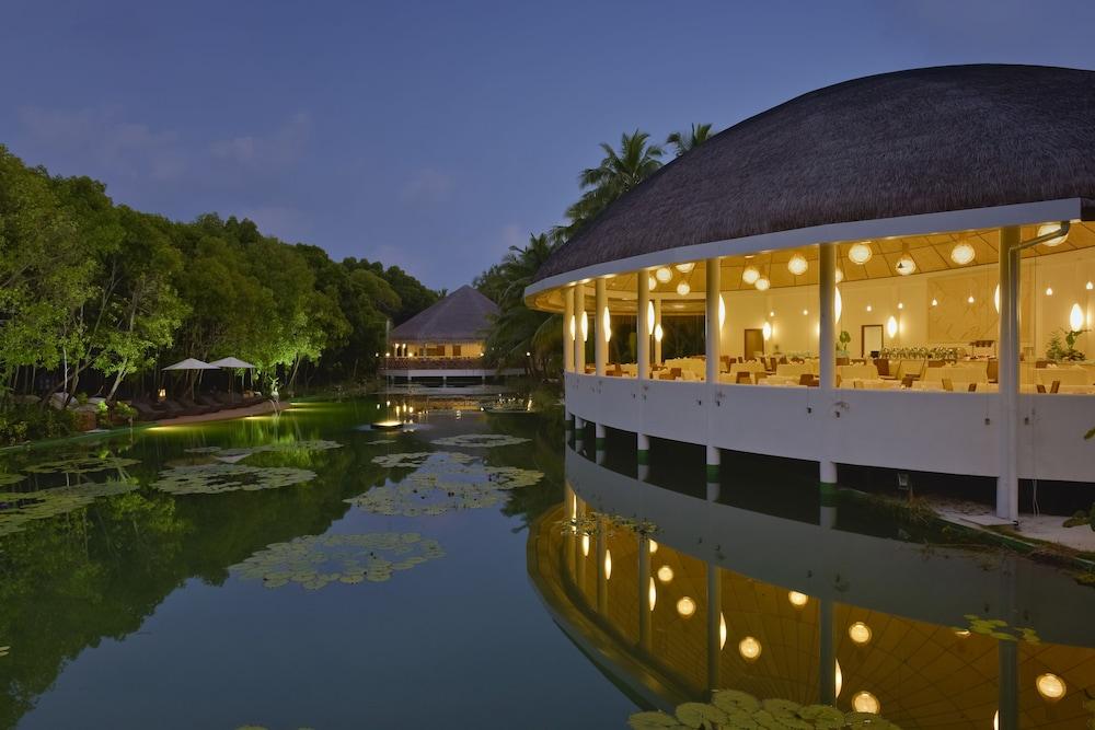 Dreamland The Unique Sea & Lake Resort / Spa