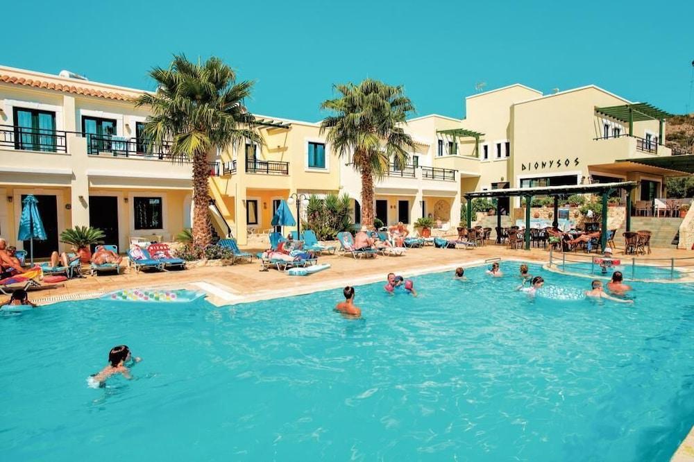 Dionysos Hotel Apartments & Studios