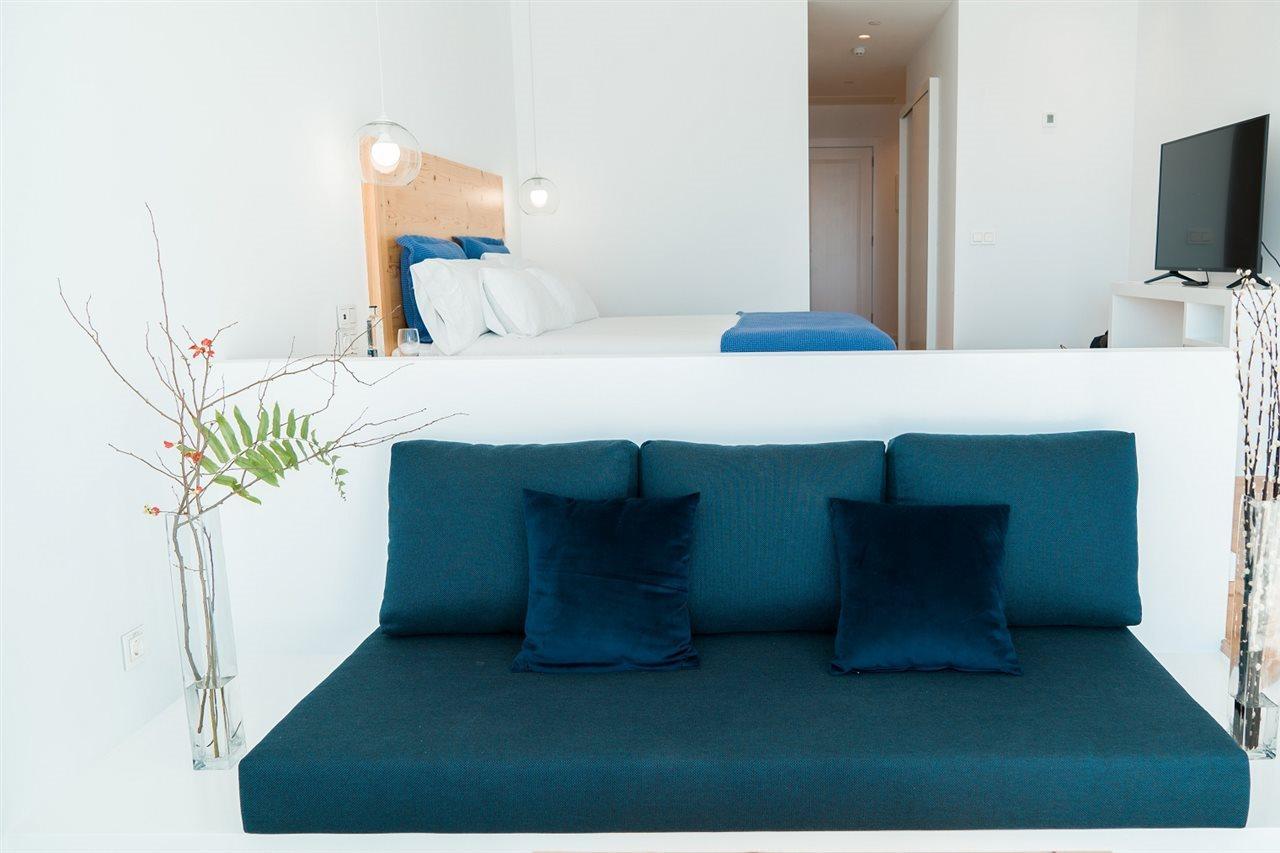 La Cala Suites Hotel