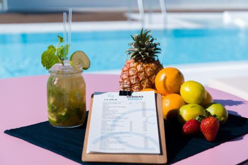La Cala Suites Hotel