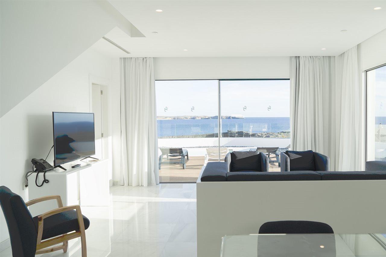 La Cala Suites Hotel