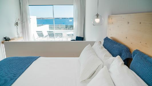 La Cala Suites Hotel