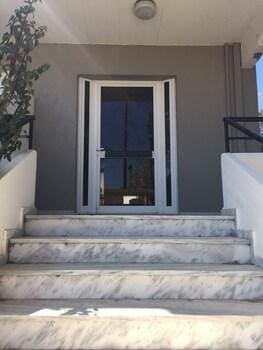 Black Rose Hotel & Suites