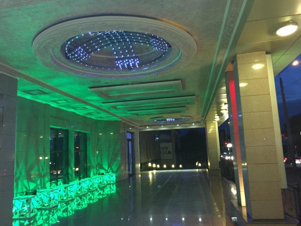 Hotel Zhibek Zholy