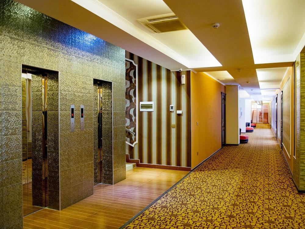 Hotel Zhibek Zholy