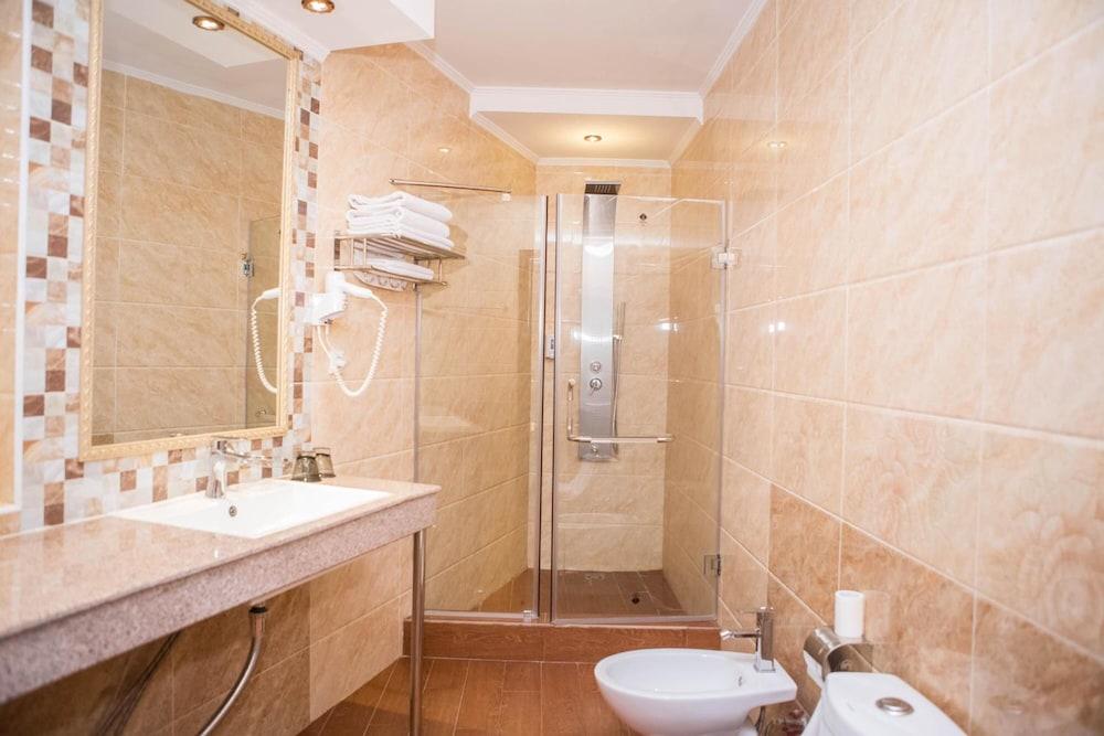 Hotel Zhibek Zholy