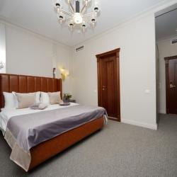 Senator Hotel