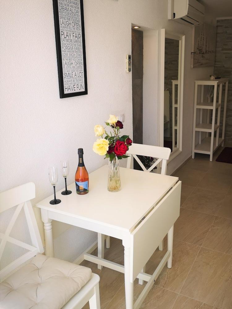 Apartments Mirjana