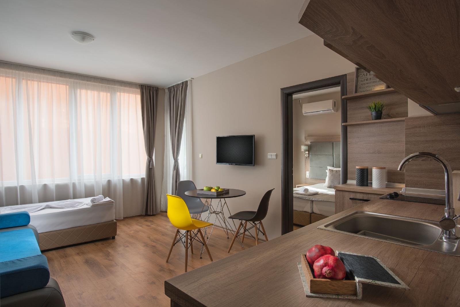 Marina Beach Apartments