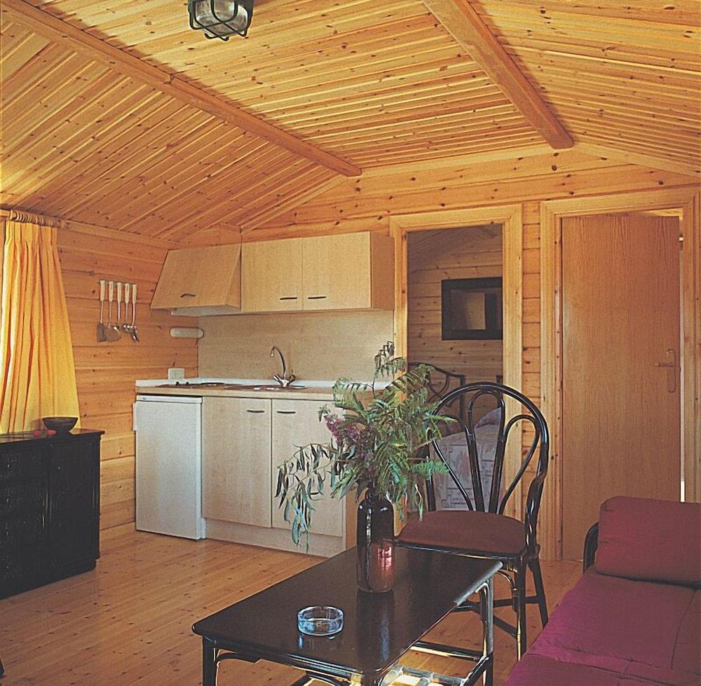 Ligueerre Resort