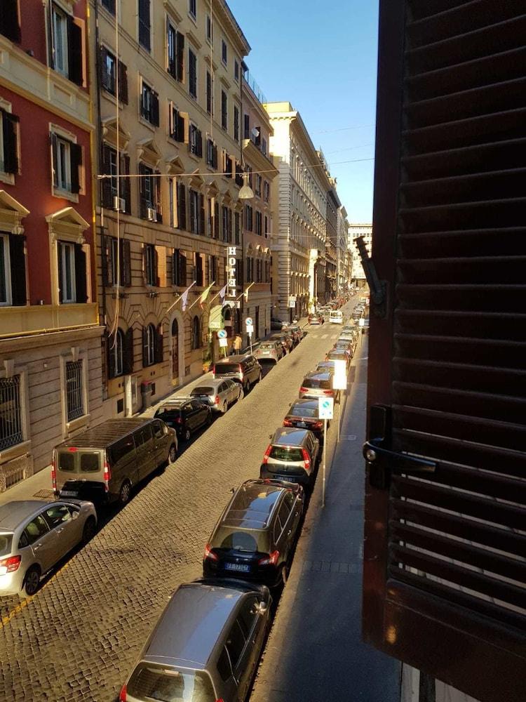 Monti49 GuestHouse