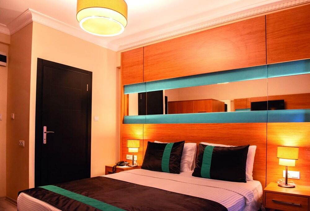 Karamans Sirkeci Suites Hotel