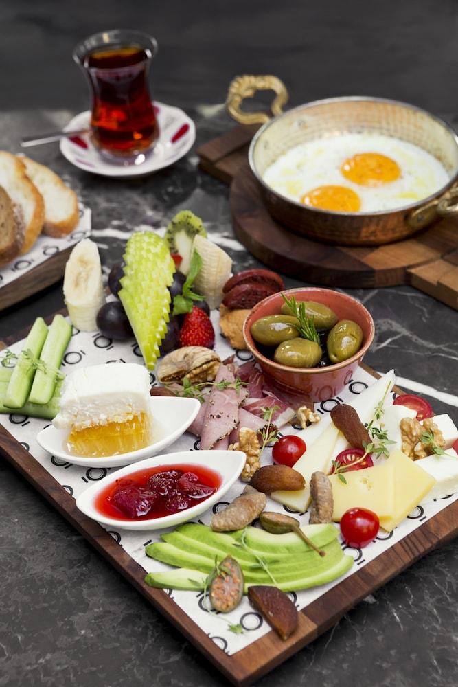 Karamans Sirkeci Suites Hotel
