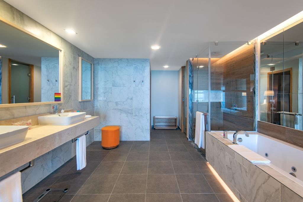 Gran Muthu Rainbow Hotel