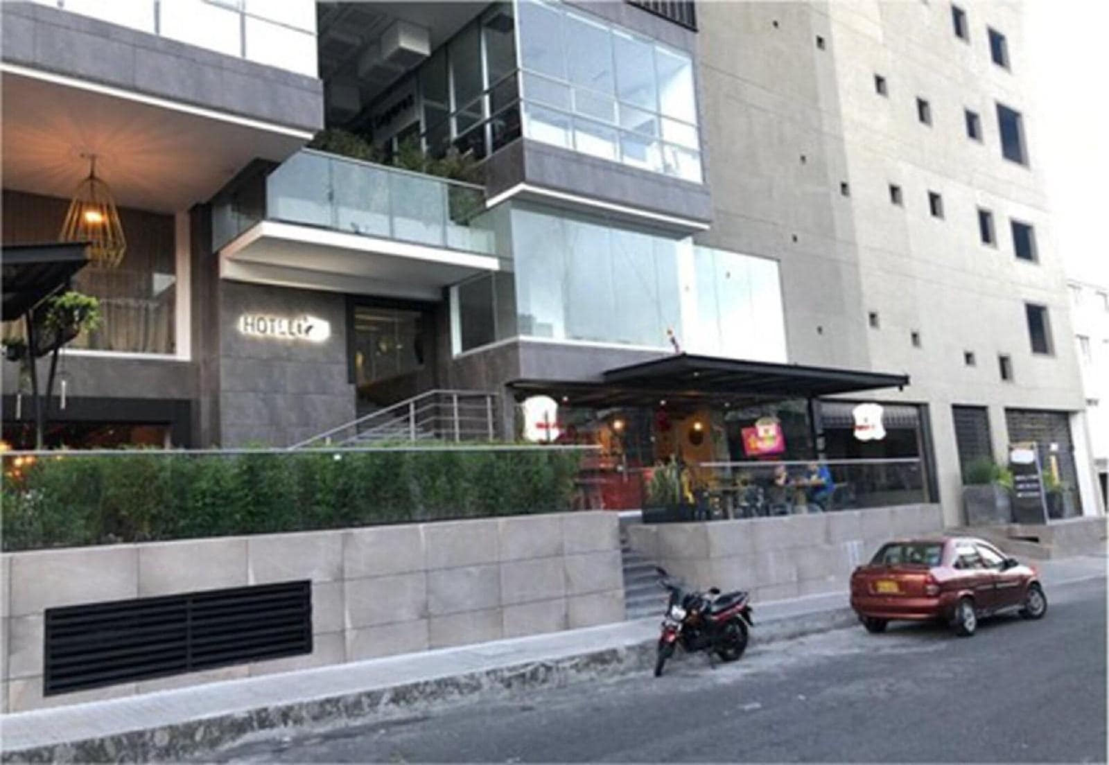 Hotel F25