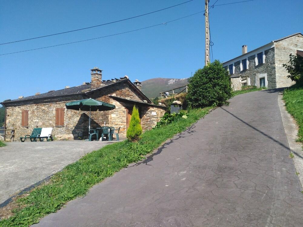 Casa Gonzaiz