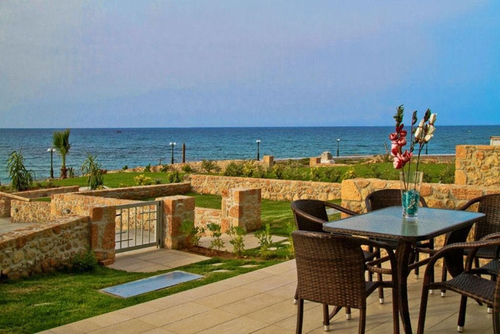 Villas Beach Front Gouves