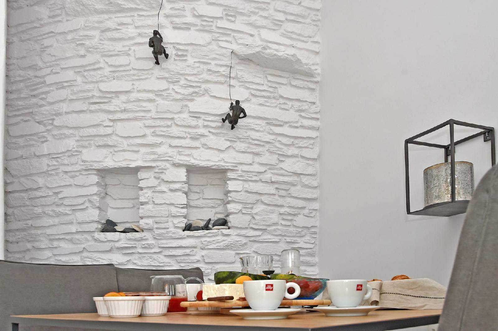 Tinos Blend Suites
