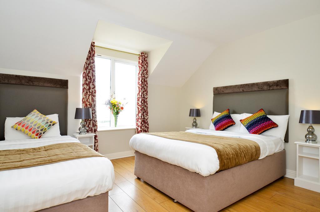 Dingle Harbour Cottages