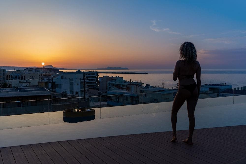 Minos Ambassador - Adults only