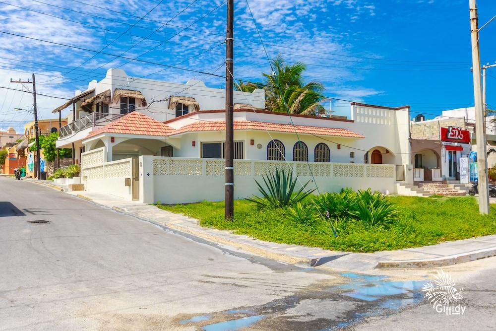 Casa Amor