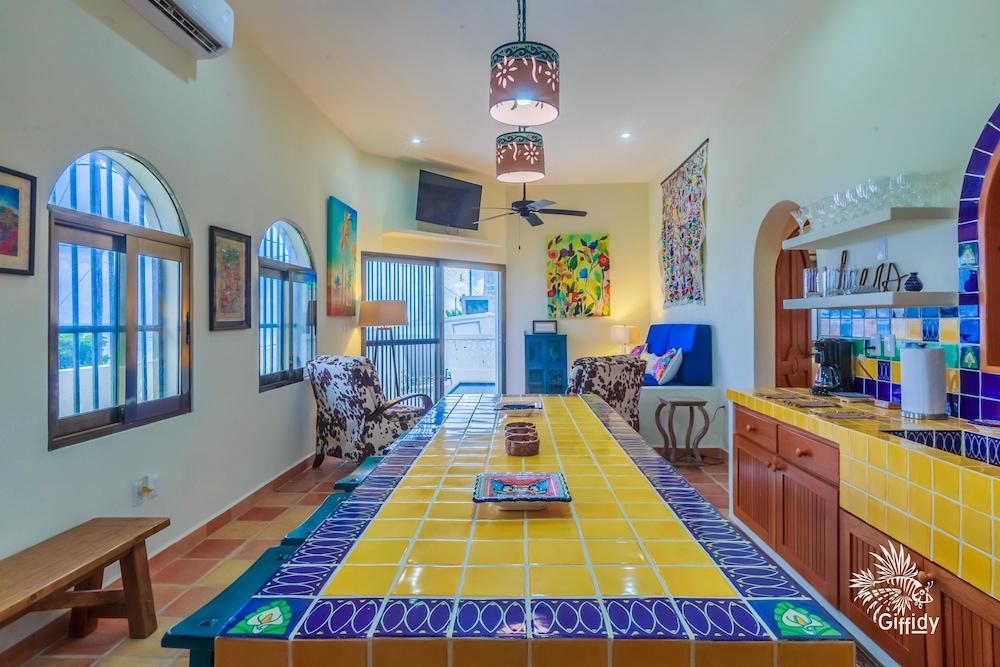Casa Amor