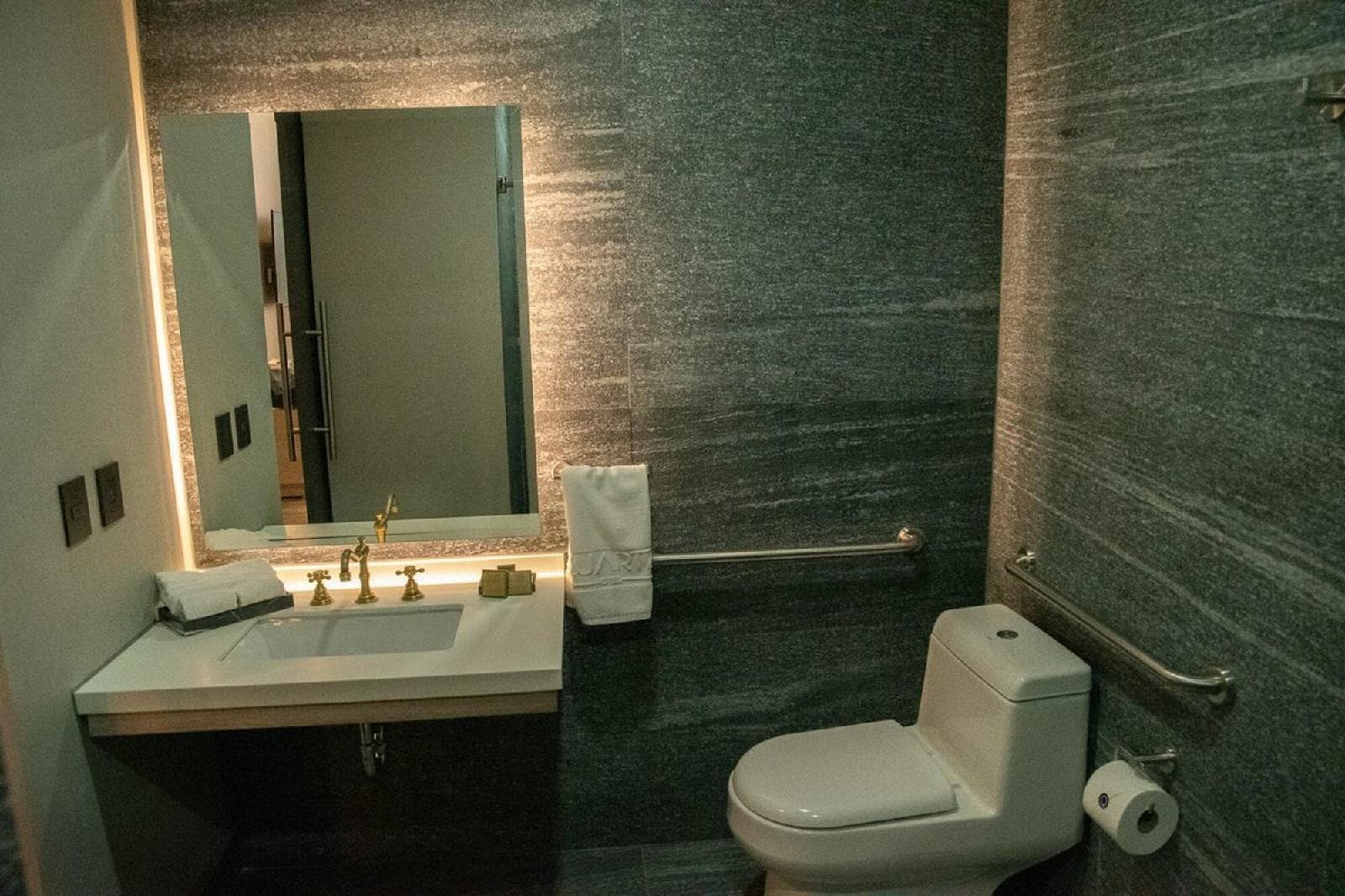Quartz Hotel & Spa