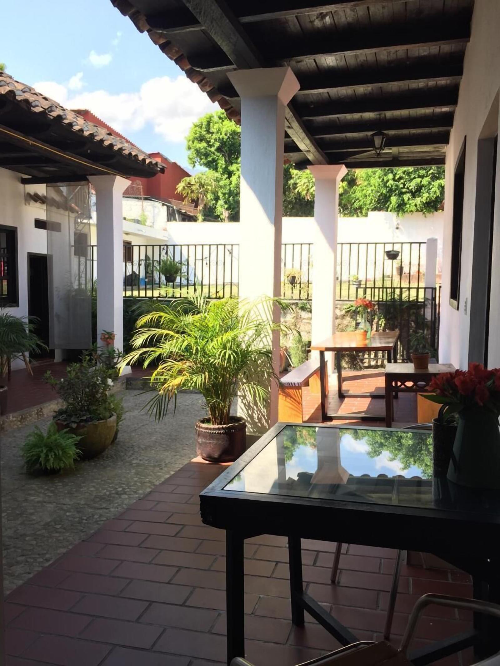 Casa Lobe