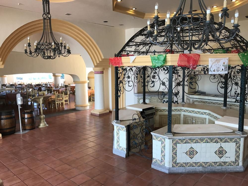 Marina Villas - Grand Isla Navidad