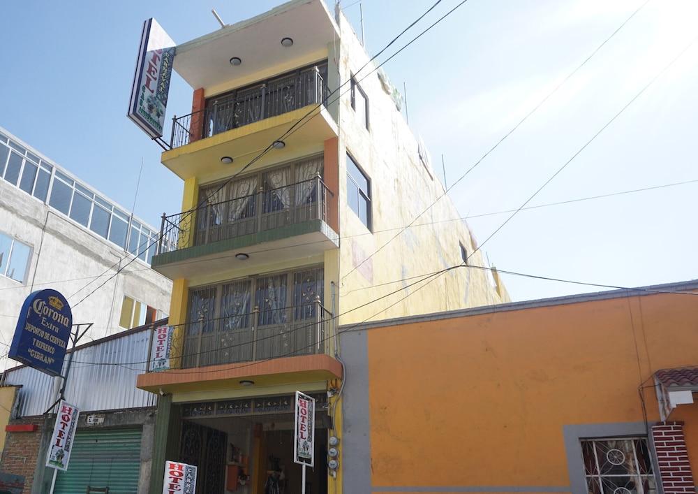 Oyo Hotel Carnaval