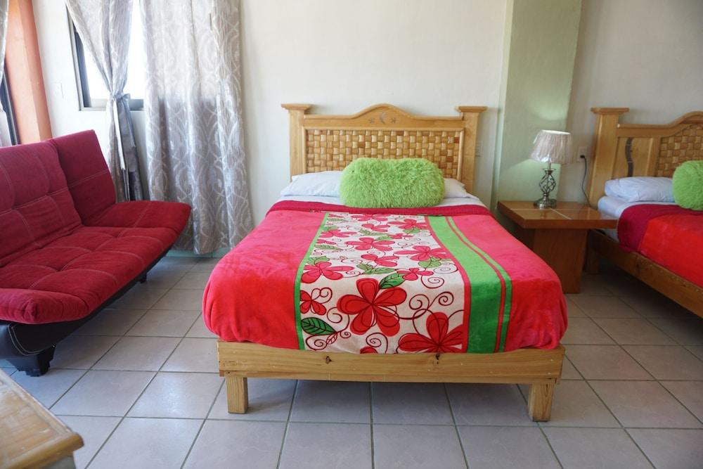 Oyo Hotel Carnaval