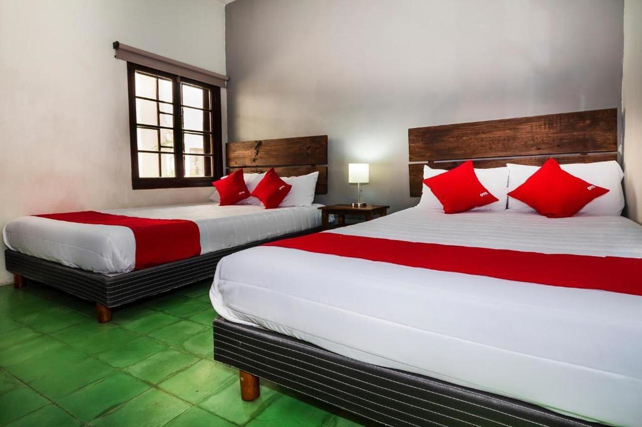 Hotel Puerta De Jade
