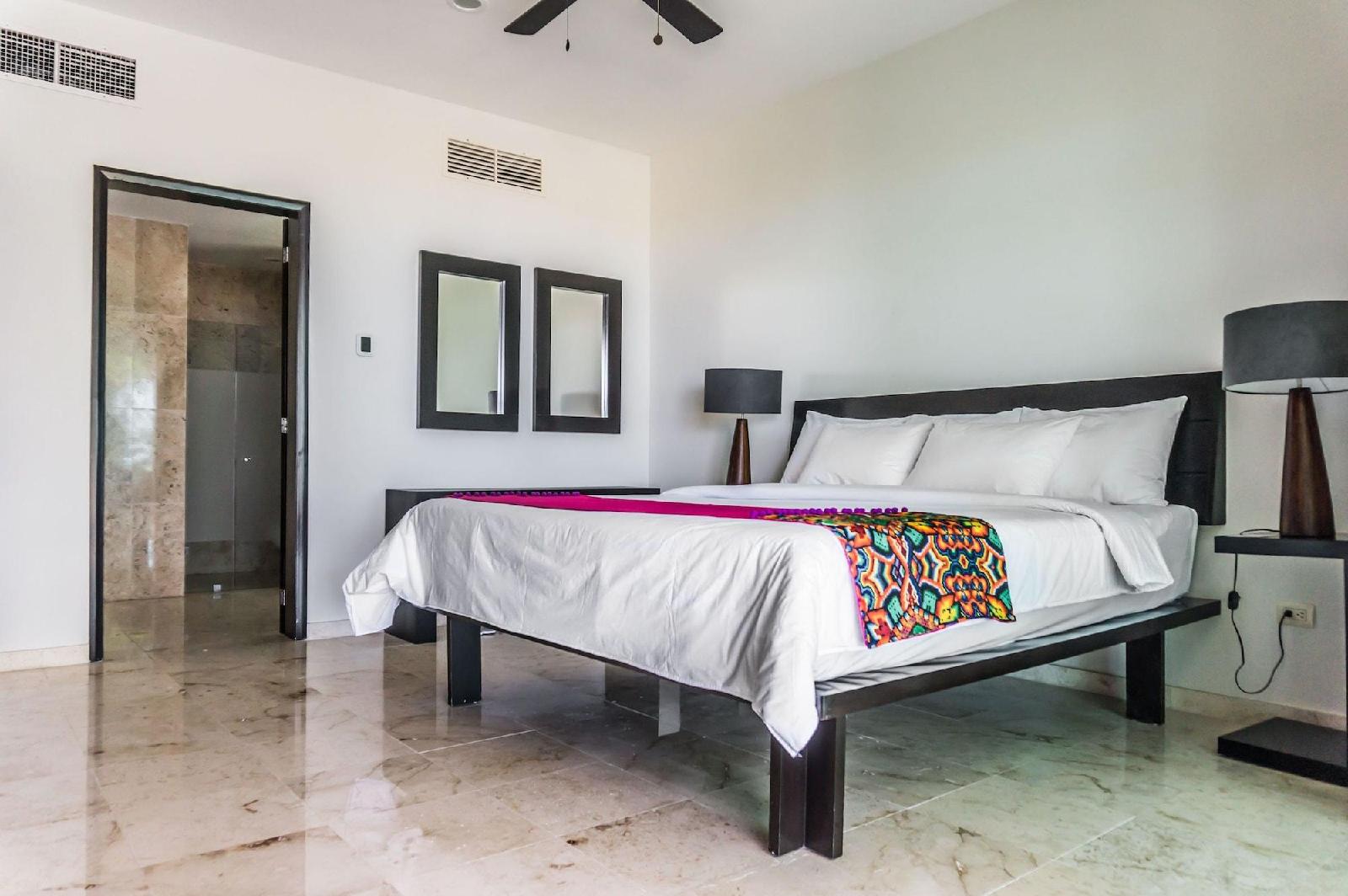 Casa Coral Luxury Condos