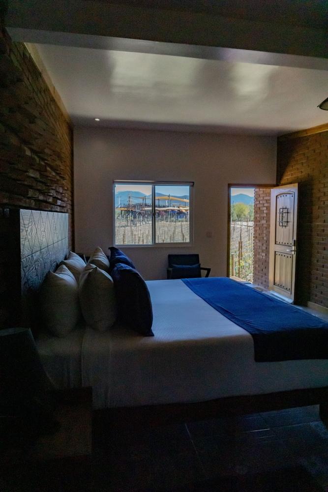 Ojo Azul Resort