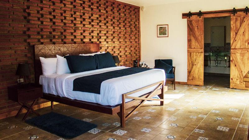 Ojo Azul Resort