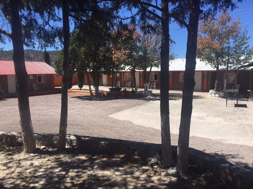 Hotel Esmeralda Barrancas