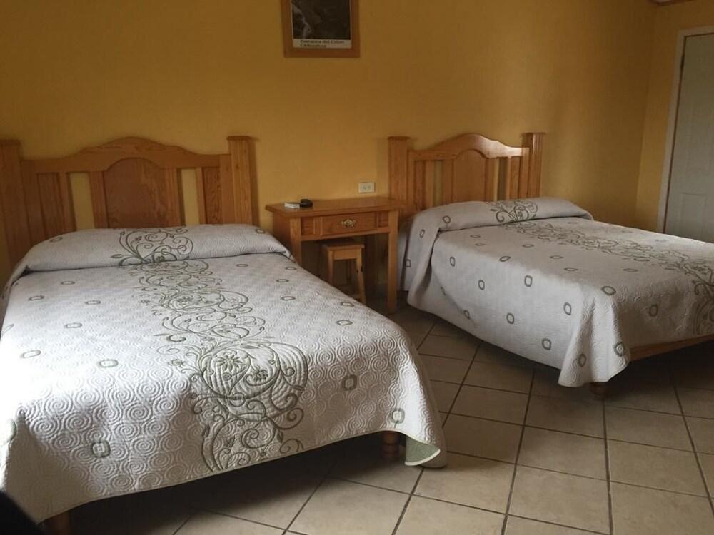 Hotel Esmeralda Barrancas