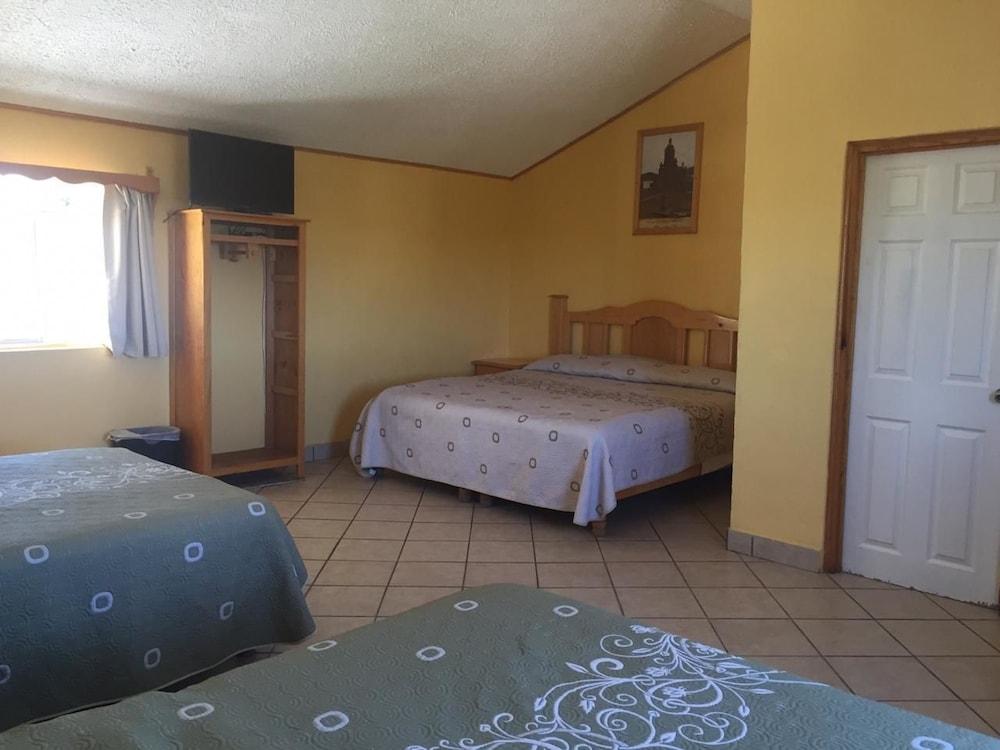 Hotel Esmeralda Barrancas