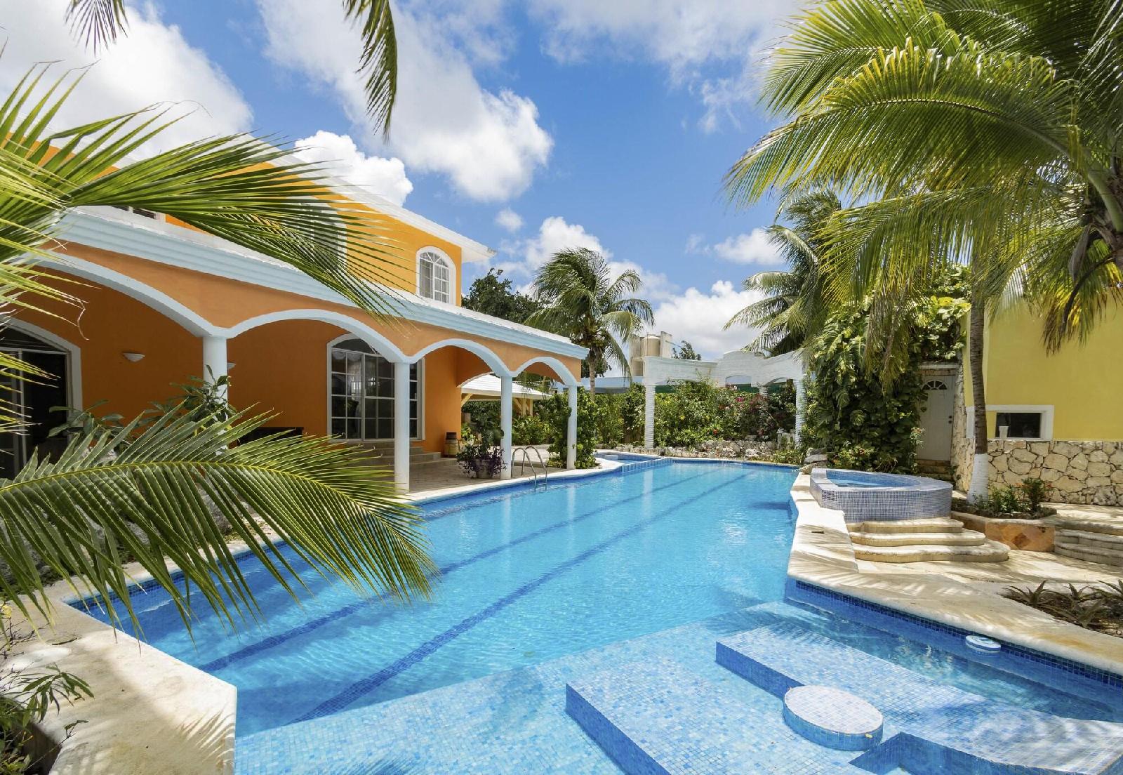 Casona Del Sol by GuruHotel
