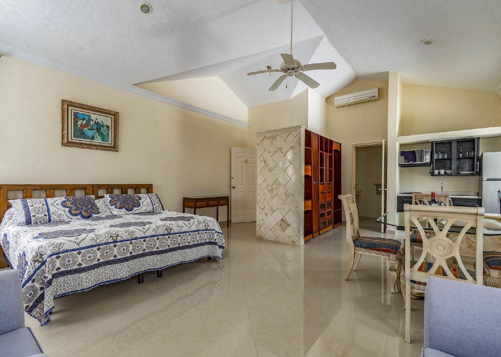 Casona Del Sol by GuruHotel