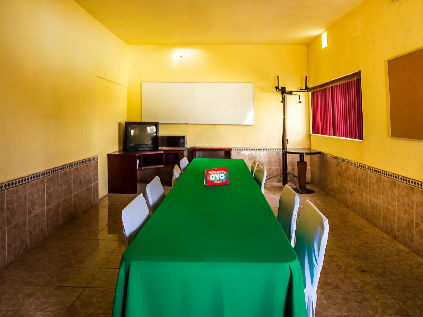 OYO Hotel Oasis