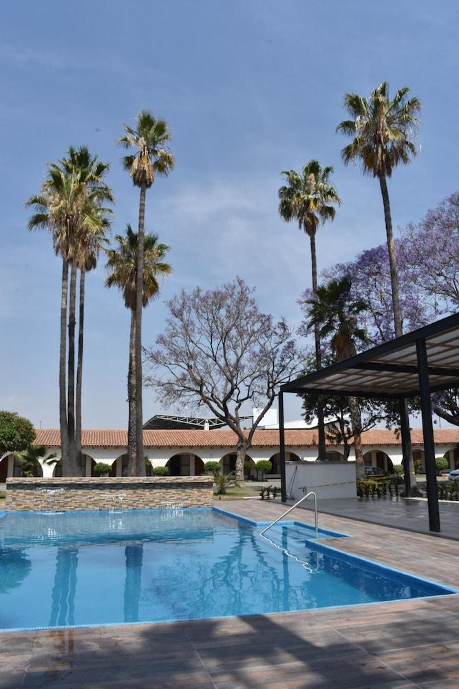 Hotel Sands San Luis