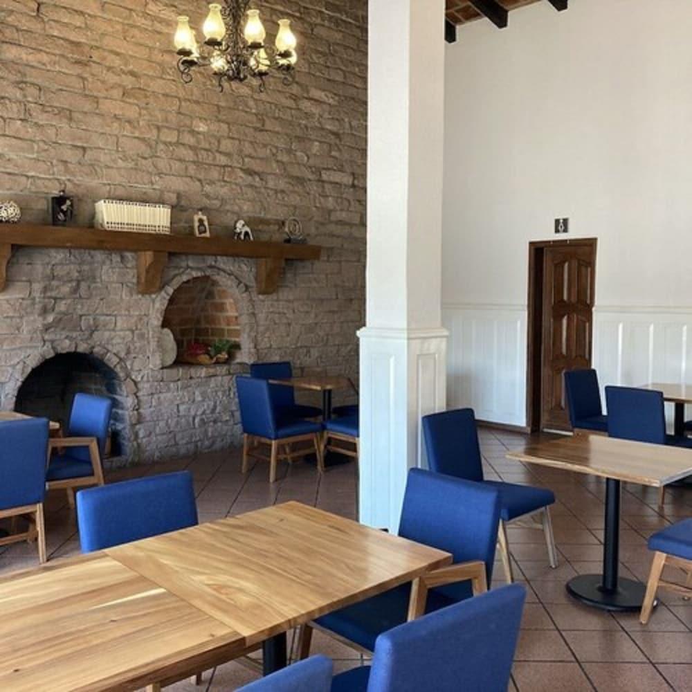 Hotel Sands San Luis