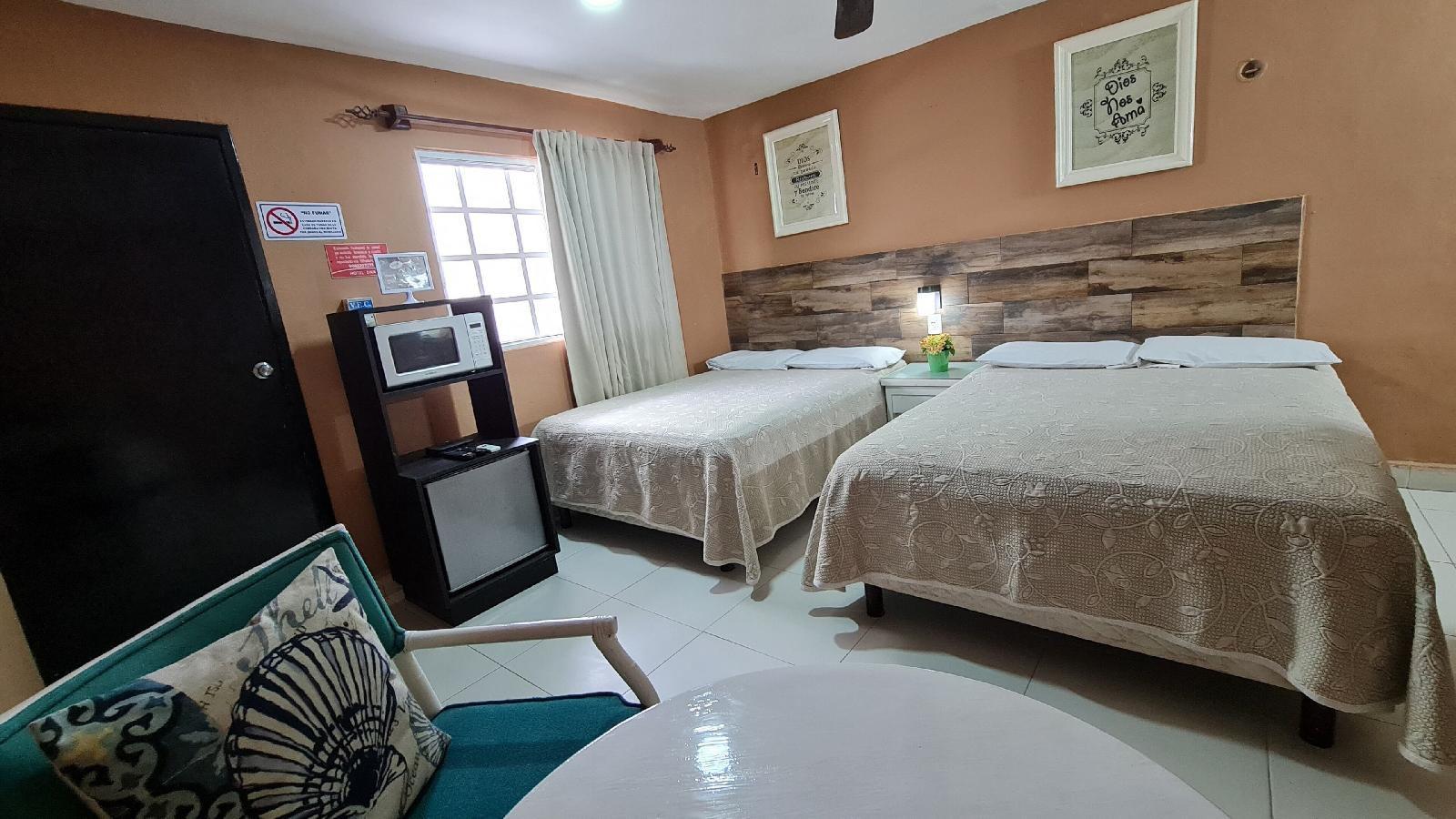 Hotel Dna Cancun
