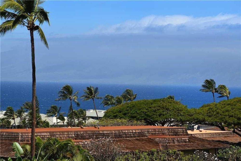 Kaanapali Plantation by RedAwning