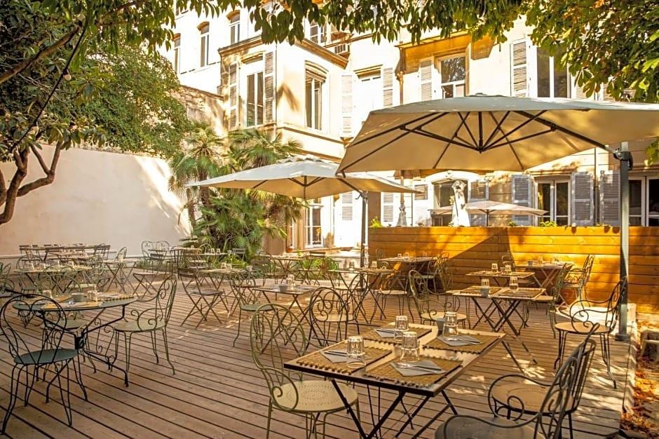 Appart hotel Maison Montgrand-Vieux Port