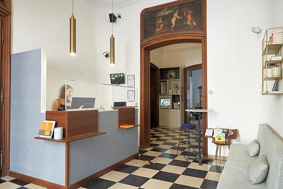 Appart hotel Maison Montgrand-Vieux Port