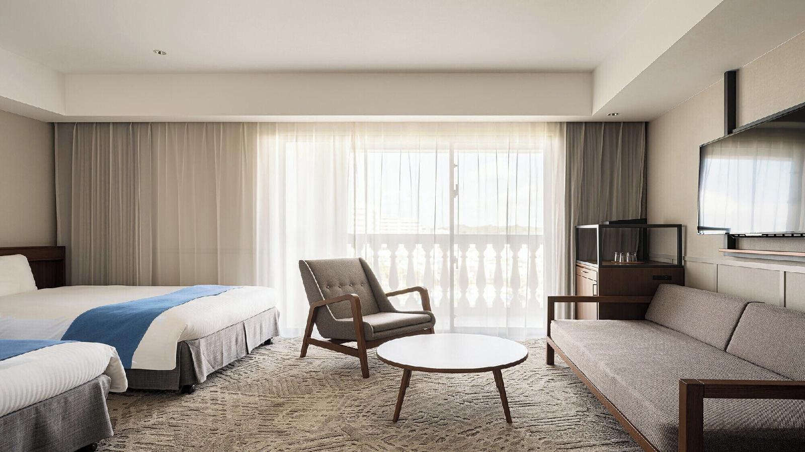 Lequ Okinawa Chatan Spa & Resort